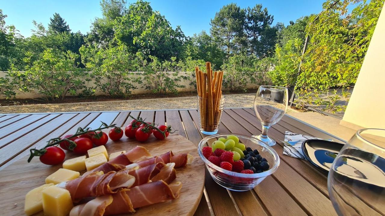 Vila Primorka Apartmani Oleander Šilo Εξωτερικό φωτογραφία