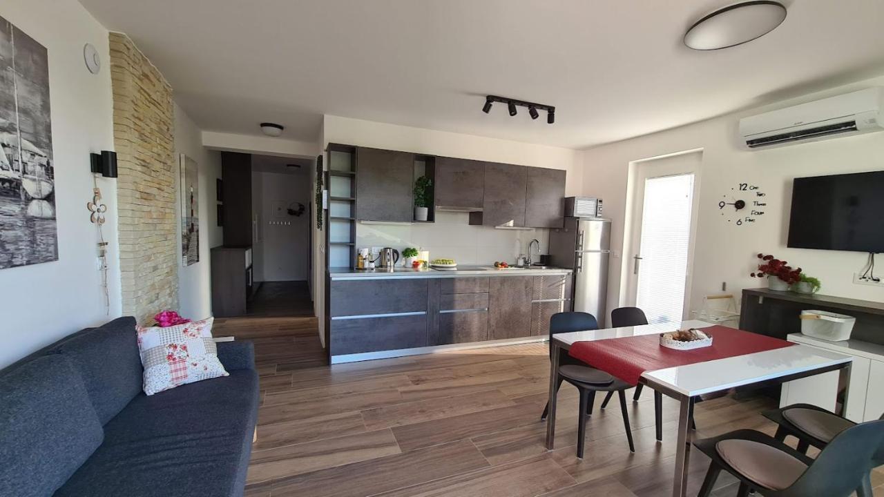 Vila Primorka Apartmani Oleander Šilo Εξωτερικό φωτογραφία