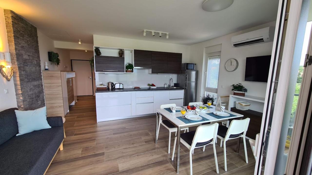 Vila Primorka Apartmani Oleander Šilo Εξωτερικό φωτογραφία
