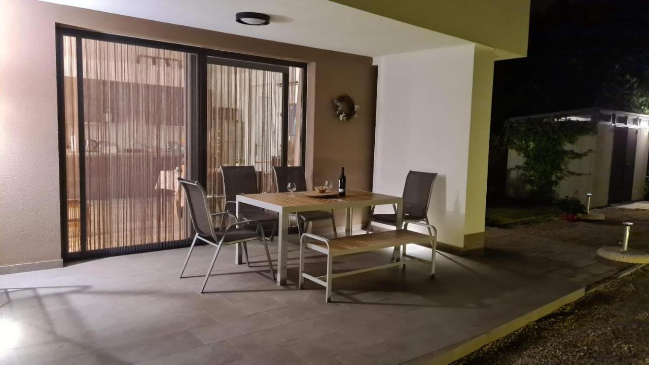 Vila Primorka Apartmani Oleander Šilo Εξωτερικό φωτογραφία