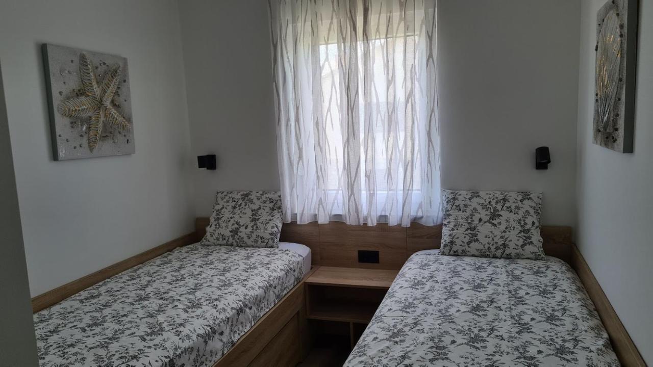 Vila Primorka Apartmani Oleander Šilo Εξωτερικό φωτογραφία